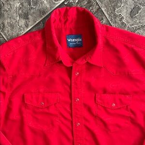 Vintage WRANGLER Men's Vibrant Red Western Rodeo Ranch Pearl Snap Yoke Shirt